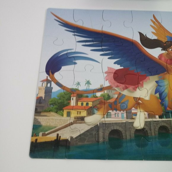 Disney Elena Of Avalor 3D Metal Lunchbox & Puzzle - Picture 5 of 15